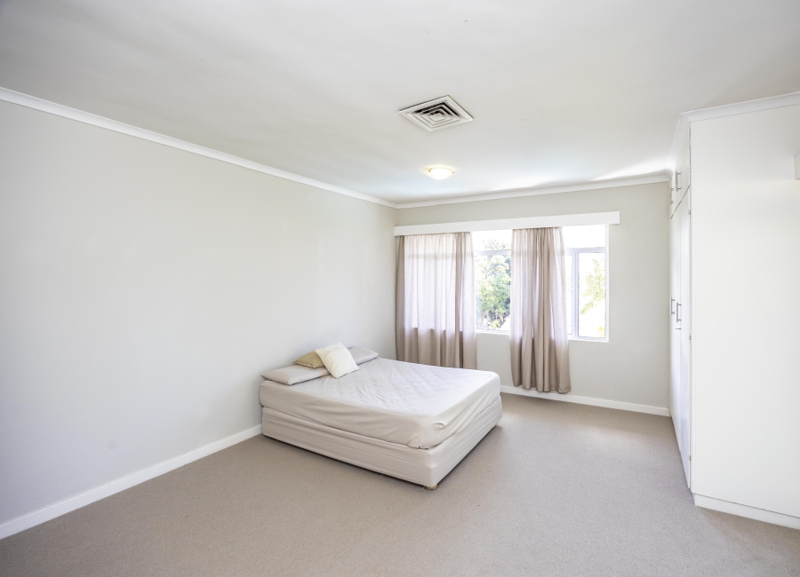 5 Bedroom Property for Sale in Vincent Eastern Cape